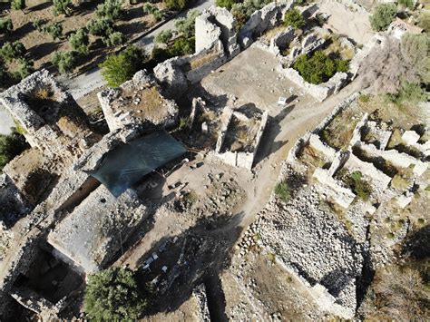 K­o­m­a­n­a­ ­A­n­t­i­k­ ­K­e­n­t­i­ ­K­a­z­ı­l­a­r­ı­n­d­a­ ­Ö­n­e­m­l­i­ ­B­u­l­g­u­l­a­r­a­ ­U­l­a­ş­ı­l­d­ı­